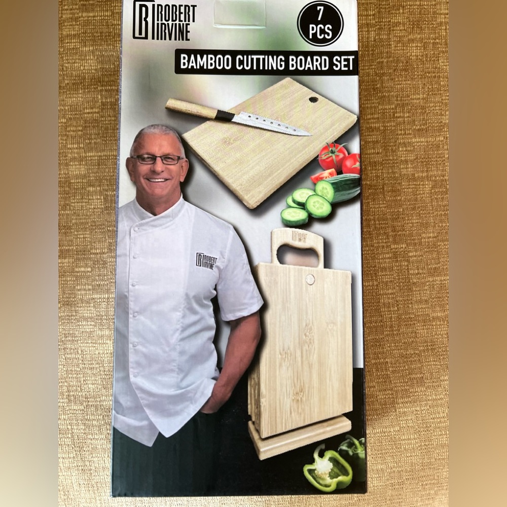 NIB Robert Irvine 7 piece Bamboo Cutting Board Set